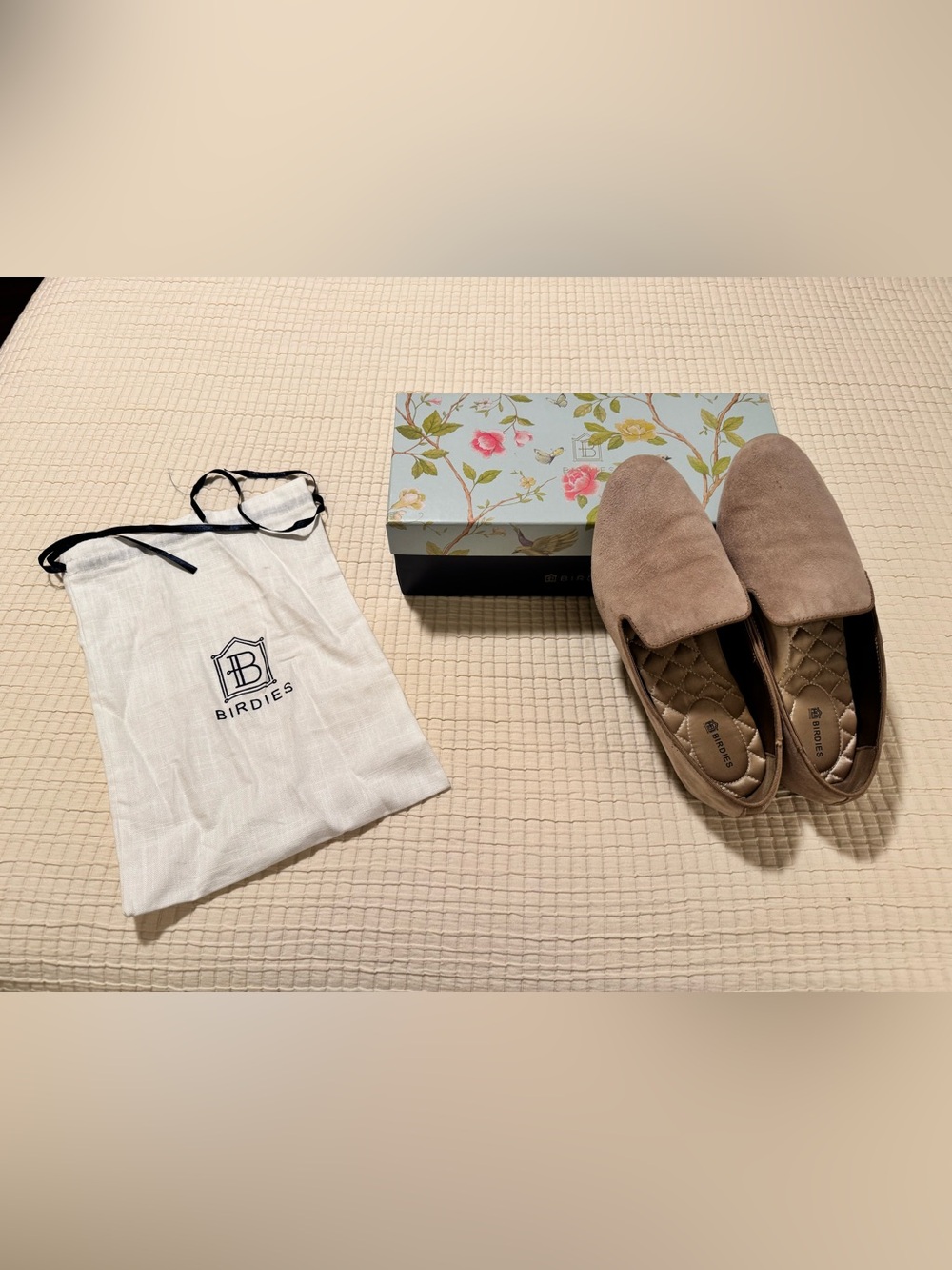 Birdies Latte The Starling Slip-On Flats Box - Navy Lid